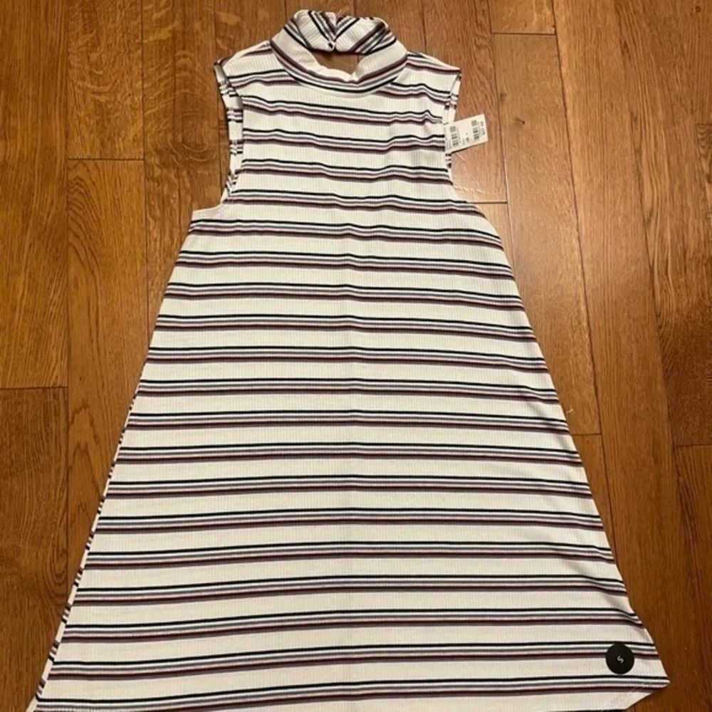 NWT Tilly’s Dress size small